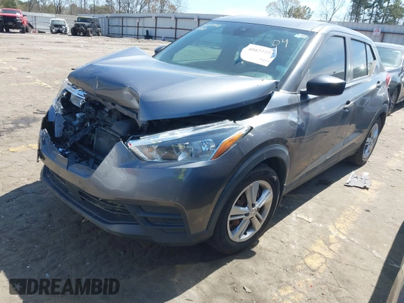 2020 Nissan Kicks S z VIN 3N1CP5BV8LL540883, wystawiony jako IAAI lot #41877777 z przebiegiem 98 001 mil mil oraz . Historia ofert i sprzedaży dostępna na DreamBid. Obrazek 17.