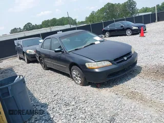 1998 Honda Accord LX z VIN 1HGCG5642WA125540, wystawiony jako IAAI lot #42218700 z przebiegiem Nie podano mil oraz . Historia ofert i sprzedaży dostępna na DreamBid. Obrazek 1.