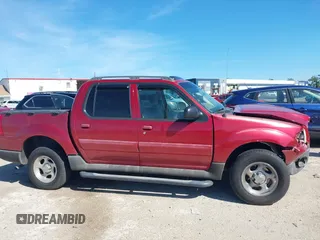 2005 Ford Explorer Sport Trac XLS с VIN 1FMZU67K65UA17287, выставлен на аукционе IAAI как лот 42581449 с пробегом 155 604 миль миль и . История ставок и продаж доступна на DreamBid. Изображение 13.