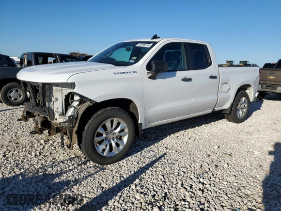2020 Chevrolet Silverado 1500 Custom with VIN 1GCRWBEH9LZ336147, listed as a Copart auction lot 42966205 with 152,676 mi miles and Salvage Title. Bid and sale history available at carsss.com. Image 1.