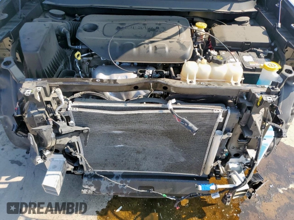 2019 Jeep Cherokee Latitude z VIN 1C4PJLCB7KD332961, wystawiony jako Copart lot #60554635 z przebiegiem 56 024 mil mil oraz Szkoda całkowita • Salvage title. Historia ofert i sprzedaży dostępna na DreamBid. Obrazek 12.