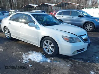2010 Acura RL Technology with VIN JH4KB2F60AC002632, listed as a IAAI auction lot 41317112 with 172,081 mi miles and . Bid and sale history available at DreamBid. Image 1.