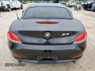 2014 BMW Z4 sDrive35i z VIN WBALM7C51EE386386, wystawiony jako Copart lot #59197195 z przebiegiem 27 975 mil mil oraz Szkoda całkowita • Salvage title. Historia ofert i sprzedaży dostępna na DreamBid. Obrazek 10.
