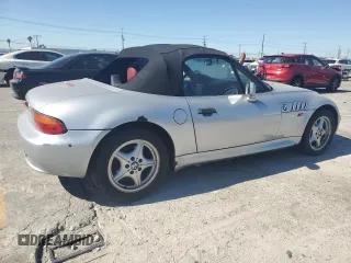 1996 BMW 3-Series Z3 with VIN 4USCH7324TLB66470, listed as a Copart auction lot 46753585 with 111,748 mi miles and Clean Title. Bid and sale history available at carsss.com. Image 3.