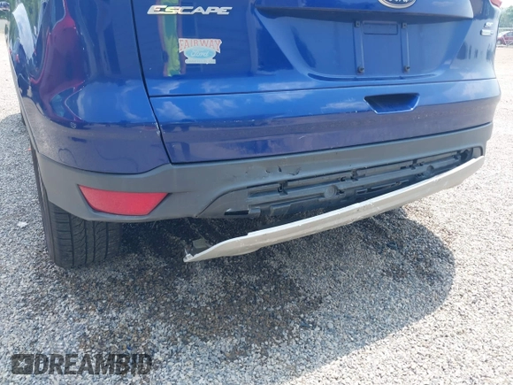 2013 Ford Escape SE z VIN 1FMCU9GX2DUD00321, wystawiony jako IAAI lot #42494558 z przebiegiem 117 600 mil mil oraz . Historia ofert i sprzedaży dostępna na DreamBid. Obrazek 6.