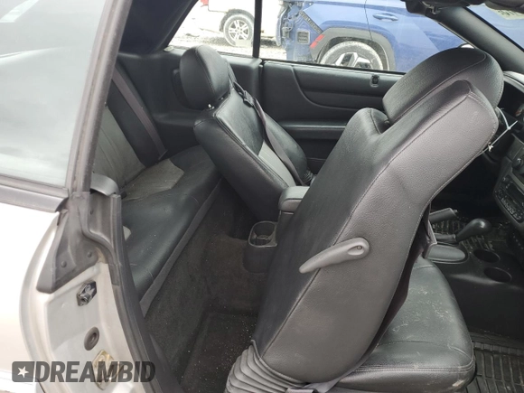 2004 Chrysler Sebring GTC z VIN 1C3EL75R54N391270, wystawiony jako Copart lot #47597475 z przebiegiem 172 810 mil mil oraz Czysty tytuł • Clean title. Historia ofert i sprzedaży dostępna na DreamBid. Obrazek 10.