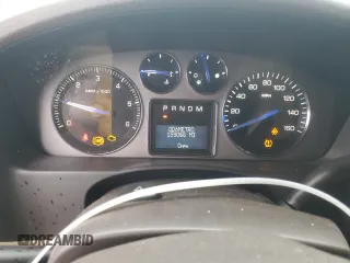 2008 Cadillac Escalade z VIN 1GYEC63888R100205, wystawiony jako Copart lot #46505685 z przebiegiem 159 066 mil mil oraz Szkody całkowita. Historia ofert i sprzedaży dostępna na DreamBid. Obrazek 9.