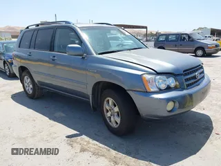 2001 Toyota Highlander z VIN JTEHF21AX10026235, wystawiony jako IAAI lot #42510921 z przebiegiem 236 422 mil mil oraz . Historia ofert i sprzedaży dostępna na DreamBid. Obrazek 1.