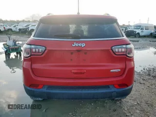 2018 Jeep Compass Latitude z VIN 3C4NJCBB6JT267988, wystawiony jako Copart lot #62398125 z przebiegiem 79 176 mil mil oraz Szkoda całkowita • Salvage title. Historia ofert i sprzedaży dostępna na DreamBid. Obrazek 6.