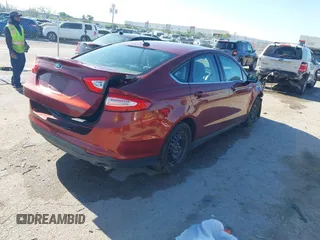 2014 Ford Fusion S with VIN 3FA6P0G71ER201573, listed as a IAAI auction lot 42079726 with 195,893 mi miles and . Bid and sale history available at DreamBid. Image 4.