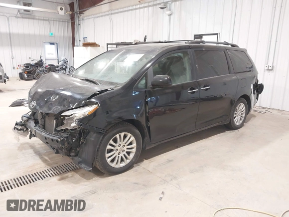 2015 Toyota Sienna XLE с VIN 5TDYK3DC0FS668602, выставлен на аукционе IAAI как лот 42301721 с пробегом 119 561 миль миль и . История ставок и продаж доступна на DreamBid. Изображение 18.