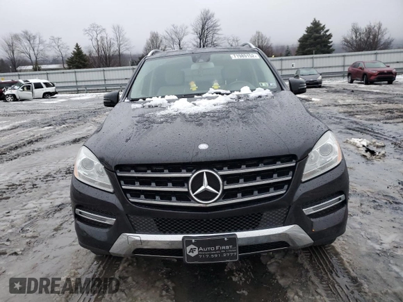 2015 Mercedes-Benz M 350 z VIN 4JGDA5HB9FA571227, wystawiony jako Copart lot #71989152 z przebiegiem 99 619 mil mil oraz . Historia ofert i sprzedaży dostępna na DreamBid. Obrazek 5.
