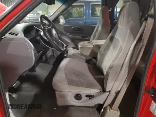 1999 Ford F-150 XL z VIN 1FTRX08L0XKC01459, wystawiony jako Copart lot #84442944 z przebiegiem 226 916 mil mil oraz Szkoda całkowita • Salvage title. Historia ofert i sprzedaży dostępna na DreamBid. Obrazek 7.