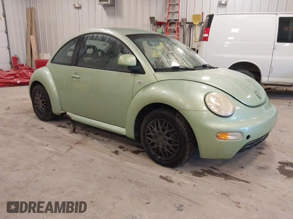 1999 Volkswagen Beetle GLS with VIN 3VWCC21C7XM474752, listed as a IAAI auction lot 42295187 with 160,303 mi miles and . Bid and sale history available at DreamBid. Image 1.