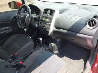 2018 Nissan Note SV с VIN 3N1CE2CPXJL365926, выставлен на аукционе IAAI как лот 42683415 с пробегом 106 554 миль миль и . История ставок и продаж доступна на DreamBid. Изображение 5.