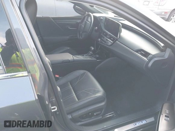 2022 Lexus ES 300h Luxury with VIN 58AEA1C16NU014227, listed as a IAAI auction lot 41504883 with 55,850 mi miles and . Bid and sale history available at DreamBid. Image 5.