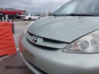 2007 Toyota Sienna CE with VIN 5TDZK23C27S063188, listed as a IAAI auction lot 41947069 with 186,542 mi miles. Bid and sale history available at carsss.com. Image 6.