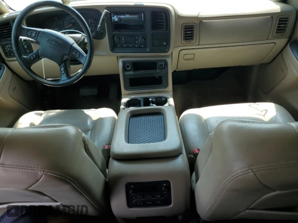 2005 Chevrolet Tahoe Z71 with VIN 1GNEC13T85R200692, listed as a Copart auction lot 62088855 with 242,402 mi miles and Salvage title. Bid and sale history available at DreamBid. Image 8.