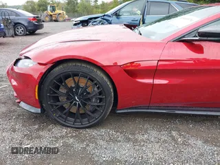 2023 Aston Martin Vantage z VIN SCFSMGAW8PGN08275, wystawiony jako IAAI lot #40460970 z przebiegiem 2 602 mil mil oraz . Historia ofert i sprzedaży dostępna na DreamBid. Obrazek 19.