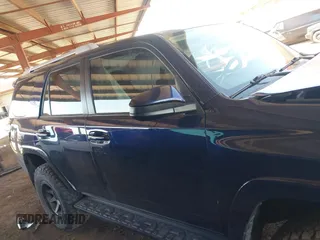 2016 Toyota 4Runner Limited with VIN JTEBU5JR7G5294061, listed as a IAAI auction lot 42004606 with 139,613 mi miles and . Bid and sale history available at DreamBid. Image 13.
