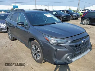 2023 Subaru Outback Limited z VIN 4S4BTAMC3P3145855, wystawiony jako IAAI lot #42427515 z przebiegiem 45 672 mil mil oraz . Historia ofert i sprzedaży dostępna na DreamBid. Obrazek 1.