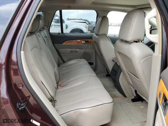 2011 Lincoln MKX with VIN 2LMDJ6JK1BBJ25611, listed as a Copart auction lot 53170675 with 215,251 mi miles and Clean Title. Bid and sale history available at carsss.com. Image 10.
