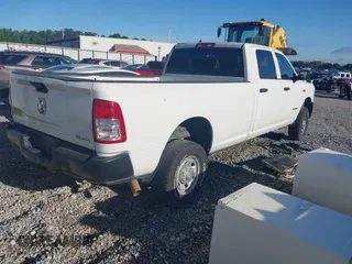 2022 Ram 2500 Tradesman with VIN 3C6UR5HJ3NG202553, listed as a IAAI auction lot 42425364 with 136,738 mi miles and . Bid and sale history available at DreamBid. Image 4.