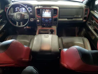 2016 Ram 1500 Rebel z VIN 1C6RR7YT4GS104758, wystawiony jako Copart lot #57092725 z przebiegiem 157 217 mil mil oraz Tytuł czysty. Historia ofert i sprzedaży dostępna na DreamBid. Obrazek 8.