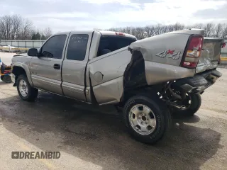 2000 Chevrolet Silverado 1500 LS with VIN 2GCEK19T2Y1308662, listed as a Copart auction lot 51215015 with 320,200 mi miles and Non Repairable. Bid and sale history available at carsss.com. Image 2.