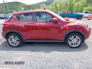2014 Nissan Juke S with VIN JN8AF5MV7ET484233, listed as a IAAI auction lot 42146327 with 106,477 mi miles and . Bid and sale history available at carsss.com. Image 13.