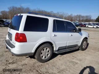 2004 Lincoln Navigator Luxury with VIN 5LMFU27R74LJ32765, listed as a Copart auction lot 86725004 with 0 mi miles and Salvage Title. Bid and sale history available at carsss.com. Image 3.