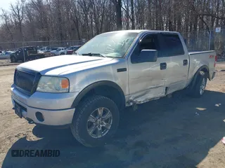 2006 Ford F-150 XLT с VIN 1FTPW145X6FA25003, выставлен на аукционе IAAI как лот 41758501 с пробегом 231 009 миль миль и . История ставок и продаж доступна на DreamBid. Изображение 2.