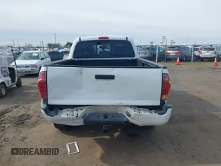 2005 Toyota Tacoma PreRunner with VIN 5TEKU72N55Z069188, listed as a IAAI auction lot 41561796 with 233,474 mi miles. Bid and sale history available at carsss.com. Image 16.
