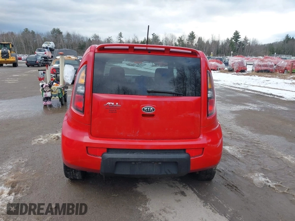 2010 Kia Soul + with VIN KNDJT2A27A7160893, listed as a IAAI auction lot 41312041 with 221,568 mi miles. Bid and sale history available at carsss.com. Image 16.