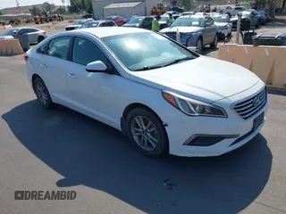 2016 Hyundai Sonata SE z VIN 5NPE24AF1GH402245, wystawiony jako IAAI lot #42393811 z przebiegiem 85 564 mil mil oraz . Historia ofert i sprzedaży dostępna na DreamBid. Obrazek 1.