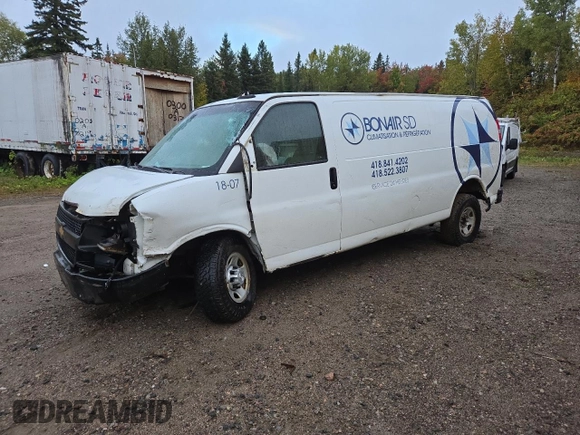 2017 Chevrolet Express Cargo Van with VIN 1GCWGBFF8H1225222, listed as a Copart auction lot 71079524 with 0 mi miles and Salvage Title. Bid and sale history available at carsss.com. Image 1.