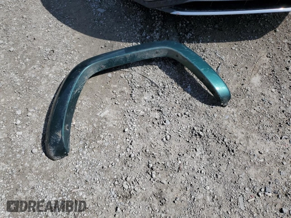 2004 Jeep Liberty Limited z VIN 1J4GL58K34W122843, wystawiony jako Copart lot #54686795 z przebiegiem 240 821 mil mil oraz Szkoda całkowita • Salvage title. Historia ofert i sprzedaży dostępna na DreamBid. Obrazek 13.