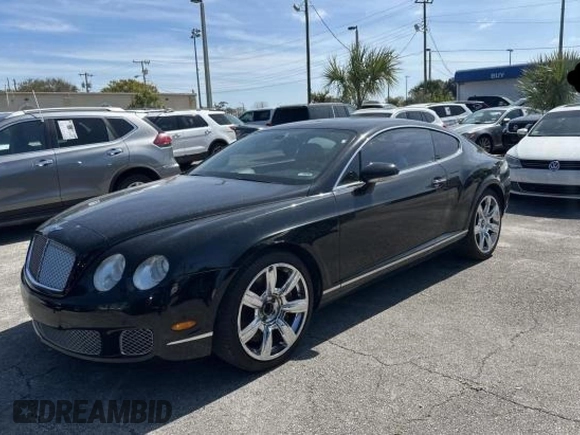 2008 Bentley Continental GT z VIN SCBCR73W78C057367, wystawiony jako Copart lot #46643665 z przebiegiem 84 373 mil mil oraz Czysty tytuł • Clean title. Historia ofert i sprzedaży dostępna na DreamBid. Obrazek 2.