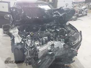 2025 Volkswagen Jetta GLI Autobahn z VIN 3VW2T7BU5SM021237, wystawiony jako IAAI lot #41271660 z przebiegiem 1092 mil mil oraz . Historia ofert i sprzedaży dostępna na DreamBid. Obrazek 6.