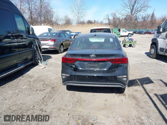 2019 Kia Forte LXS with VIN 3KPF24AD1KE047822, listed as a IAAI auction lot 41554454 with 106,853 mi miles and . Bid and sale history available at DreamBid. Image 17.