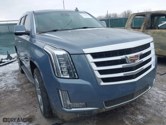 2015 Cadillac Escalade Luxury with VIN 1GYS3MKJ2FR654512, listed as a IAAI auction lot 41362859 with 173,017 mi miles. Bid and sale history available at carsss.com. Image 1.