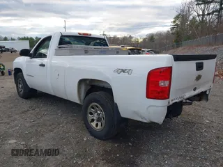 2008 Chevrolet Silverado 1500 Work Truck with VIN 1GCEK14C28Z246081, listed as a IAAI auction lot 40815734 with 137,738 mi miles. Bid and sale history available at carsss.com. Image 6.