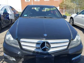 2012 Mercedes-Benz C-Class C 300 Sport with VIN WDDGF8BB5CR237275, listed as a IAAI auction lot 42142360 with 121,531 mi miles. Bid and sale history available at carsss.com. Image 6.