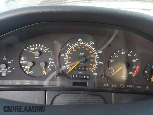 1993 Mercedes-Benz 500 с VIN WDBGA51E8PA105648, выставлен на аукционе Copart как лот 46000545 с пробегом 139 358 миль миль и Чистый • Clean title. История ставок и продаж доступна на DreamBid. Изображение 9.