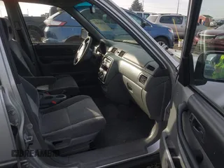 1998 Honda CR-V EX with VIN JHLRD1865WC105122, listed as a IAAI auction lot 41402405 with 148,469 mi miles. Bid and sale history available at carsss.com. Image 5.