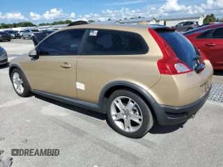 2008 Volvo C30 Version 1.0 z VIN YV1MK672382080958, wystawiony jako Copart lot #73855914 z przebiegiem 49 570 mil mil oraz Nie do naprawy. Historia ofert i sprzedaży dostępna na DreamBid. Obrazek 2.