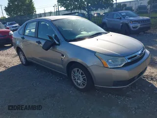 2008 Ford Focus SE with VIN 1FAHP35N68W276265, listed as a IAAI auction lot 42216043 with Not Provided miles and . Bid and sale history available at carsss.com. Image 1.