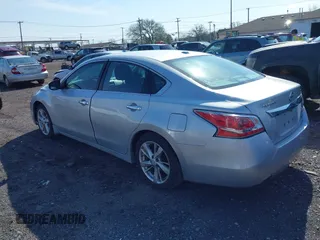 2013 Nissan Altima S with VIN 1N4AL3AP3DC132317, listed as a IAAI auction lot 42115439 with 186,850 mi miles and . Bid and sale history available at DreamBid. Image 3.