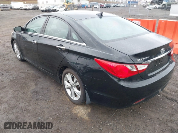 2011 Hyundai Sonata SE with VIN 5NPEC4AC7BH132191, listed as a IAAI auction lot 42027287 with 152,418 mi miles. Bid and sale history available at carsss.com. Image 3.