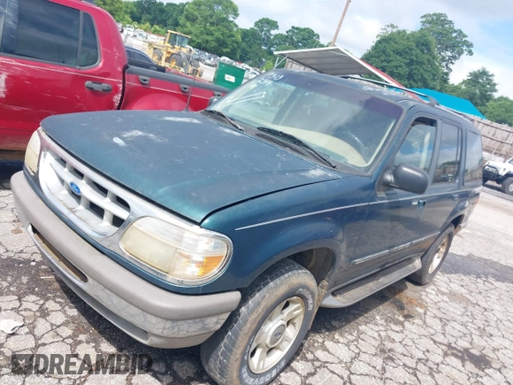 1996 Ford Explorer XL with VIN 1FMDU34X6TUC31976, listed as a IAAI auction lot 42272349 with 204,778 mi miles and . Bid and sale history available at DreamBid. Image 2.